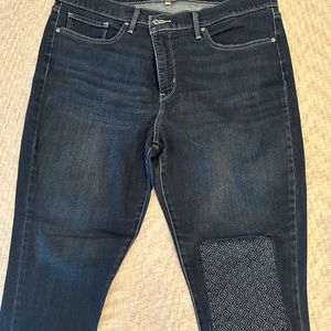 Levi's Jeans with cool patchwork knee detail